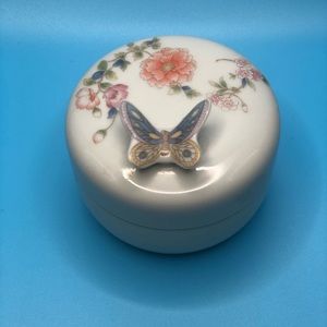 Cute butterfly and flowers trinket box Takahashi Japan